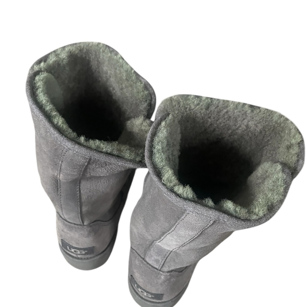 UGG Amie Wedge Gray Suede Boots - Picture 2 of 7